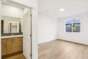 1808 NW 18th St, Battle Ground, WA 98604 - Photo 9