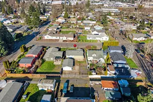 325 W N St, Springfield, OR 97477 - Photo 41