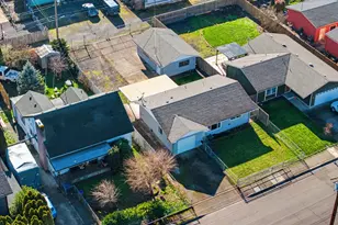 325 W N St, Springfield, OR 97477 - Photo 39