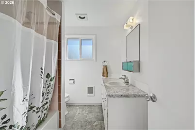 325 W N St, Springfield, OR 97477 - Photo 27