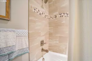 1904 NW Maryland St, Camas, WA 98607 - Photo 29