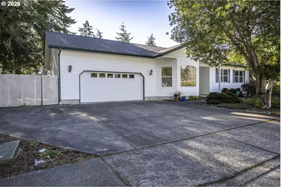 2284 21st St, Florence, OR 97439 - Photo 3