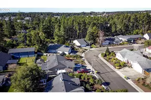 2284 21st St, Florence, OR 97439 - Photo 45