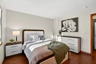 910 NW Naito Pkwy, Portland, OR 97209 - Photo 15