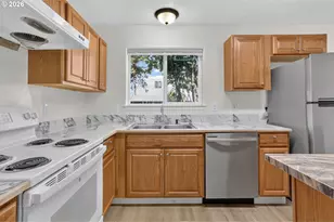 2926 SE 125th Ave, Portland, OR 97236 - Photo 5