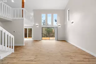 275 NE Scott Dr, Gresham, OR 97030 - Photo 7