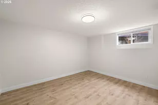 275 NE Scott Dr, Gresham, OR 97030 - Photo 19