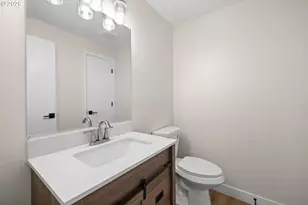 275 NE Scott Dr, Gresham, OR 97030 - Photo 21