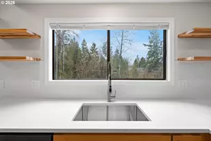 275 NE Scott Dr, Gresham, OR 97030 - Photo 11