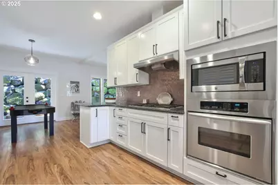 3663 Landis St, West Linn, OR 97068 - Photo 15