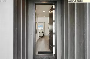 708 Magnolia Ave, Woodburn, OR 97071 - Photo 17