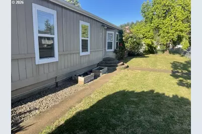 5660 Daisy St #31, Springfield, OR 97478 - Photo 7