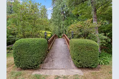 541 SE Park Dr, Gresham, OR 97080 - Photo 37