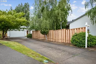 2393 SW 1st St, Gresham, OR 97080 - Photo 3