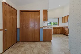 2393 SW 1st St, Gresham, OR 97080 - Photo 19