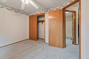 2393 SW 1st St, Gresham, OR 97080 - Photo 39