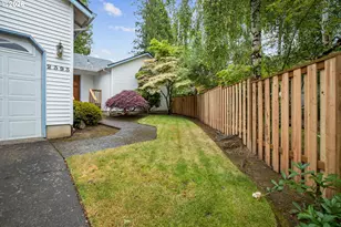 2393 SW 1st St, Gresham, OR 97080 - Photo 7
