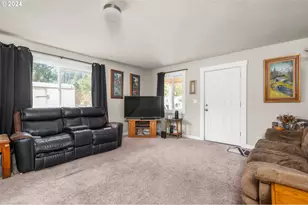 46874 Sunset Ave, Westfir, OR 97492 - Photo 9