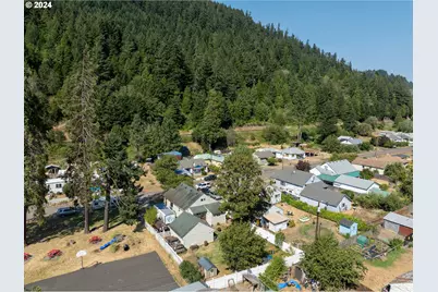 46874 Sunset Ave, Westfir, OR 97492 - Photo 37