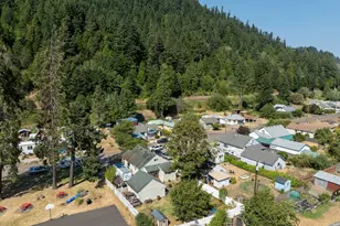 46874 Sunset Ave, Westfir, OR 97492 - Photo 37