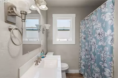 46874 Sunset Ave, Westfir, OR 97492 - Photo 15