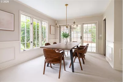 4077 Buck Brush Ln, Lake Oswego, OR 97035 - Photo 9