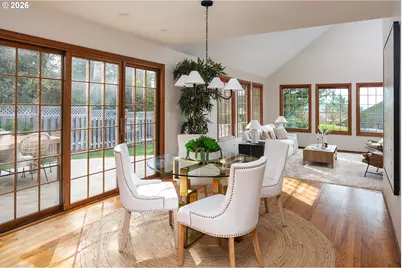 4077 Buck Brush Ln, Lake Oswego, OR 97035 - Photo 15