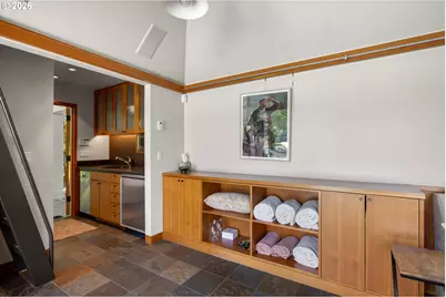 12727 S Iron Mountain Blvd, Portland, OR 97219 - Photo 43