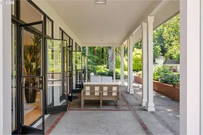 12727 S Iron Mountain Blvd, Portland, OR 97219 - Photo 9