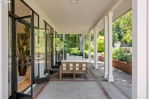 12727 S Iron Mountain Blvd, Portland, OR 97219 - Photo 9