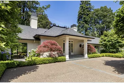 12727 S Iron Mountain Blvd, Portland, OR 97219 - Photo 45