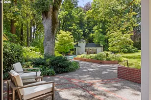 12727 S Iron Mountain Blvd, Portland, OR 97219 - Photo 39