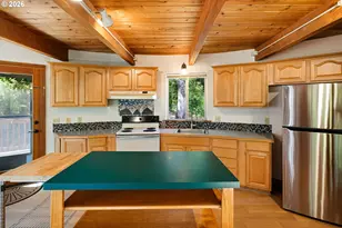 1208 W 28th Ave, Eugene, OR 97405 - Photo 13