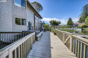 1253 NE East Lagoon Dr, Lincoln City, OR 97367 - Photo 21