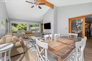 1253 NE East Lagoon Dr, Lincoln City, OR 97367 - Photo 11