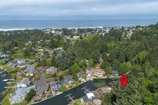 1253 NE East Lagoon Dr, Lincoln City, OR 97367 - Photo 27