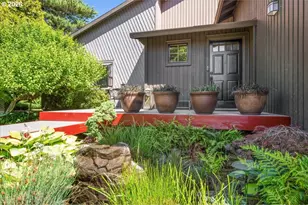 11828 SE Knee Ct, Happy Valley, OR 97086 - Photo 3
