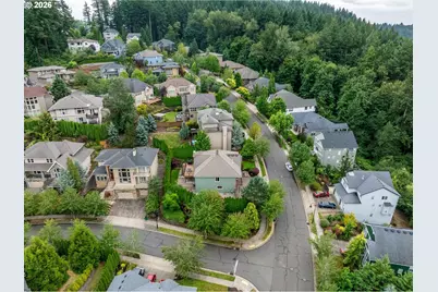 9588 SE Nicholas Dr, Happy Valley, OR 97086 - Photo 45