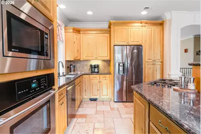 9588 SE Nicholas Dr, Happy Valley, OR 97086 - Photo 13
