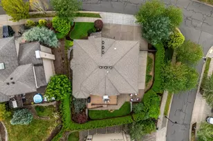 9588 SE Nicholas Dr, Happy Valley, OR 97086 - Photo 43