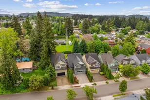 21936 NE Couch St, Gresham, OR 97030 - Photo 47