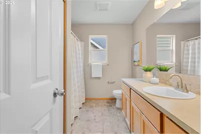 21936 NE Couch St, Gresham, OR 97030 - Photo 35