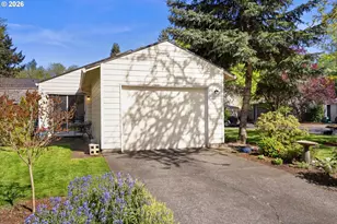 9305 SW Brooks Bend Pl, Portland, OR 97223 - Photo 33