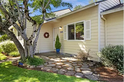 9305 SW Brooks Bend Pl, Portland, OR 97223 - Photo 1