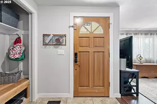 1011 Rose St, Junction City, OR 97448 - Photo 5