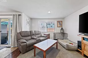 1011 Rose St, Junction City, OR 97448 - Photo 19