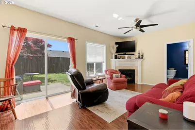 610 E Camden Ln, Newberg, OR 97132 - Photo 11