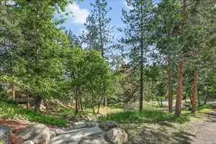 237 Granite St, Ashland, OR 97520 - Photo 29