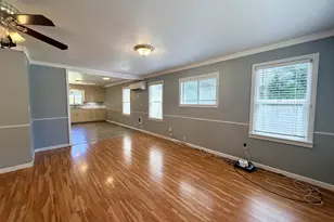 425 W Umpqua St, Roseburg, OR 97471 - Photo 5