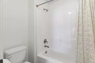 462 Turnberry Ave, Woodburn, OR 97071 - Photo 35